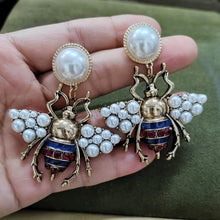 Load image into Gallery viewer, Luxury Crystal Pearl Bee Drop Dangle Earring Jewelry for Women Party Gift