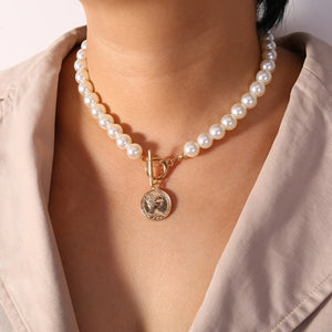 Fashion Asymmetric Lock Necklace for Women