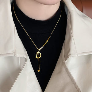 Classic 2021 new classic titanium steel D letter pendant Necklace for woman fashion